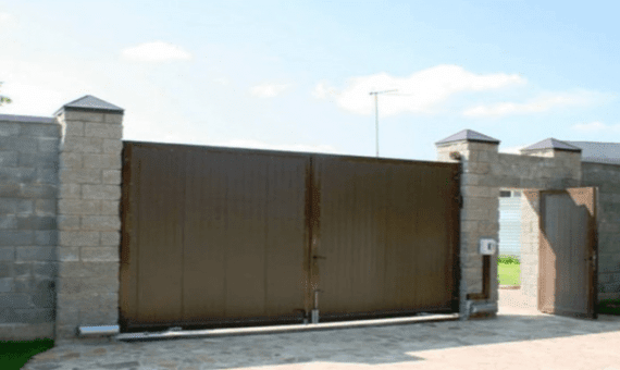 Распашные алюминиевые ворота Doorhan (ш*в) 3400*2050,RAL8014,доска купить по низкой цене в городе Анапа