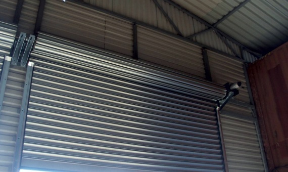 Скоростные рулонные ворота с вальным эл-ом, профиль RHS117, 4000X4000 мм купить по низкой цене в городе Анапа