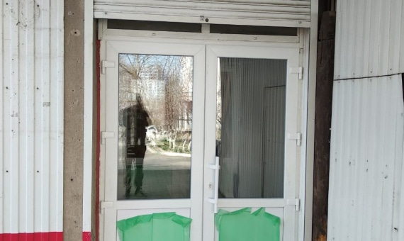 Дверь металлопластиковая WDS-4S (шв) 1770х2220, RAL9016, доводчик, порог 20мм, ручка-скоба. купить по низкой цене в городе Анапа