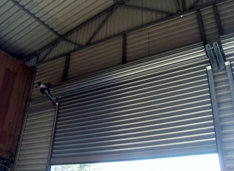 Скоростные рулонные ворота с вальным эл-ом, профиль RHS117, 7000X6000 мм купить по низкой цене в городе Анапа